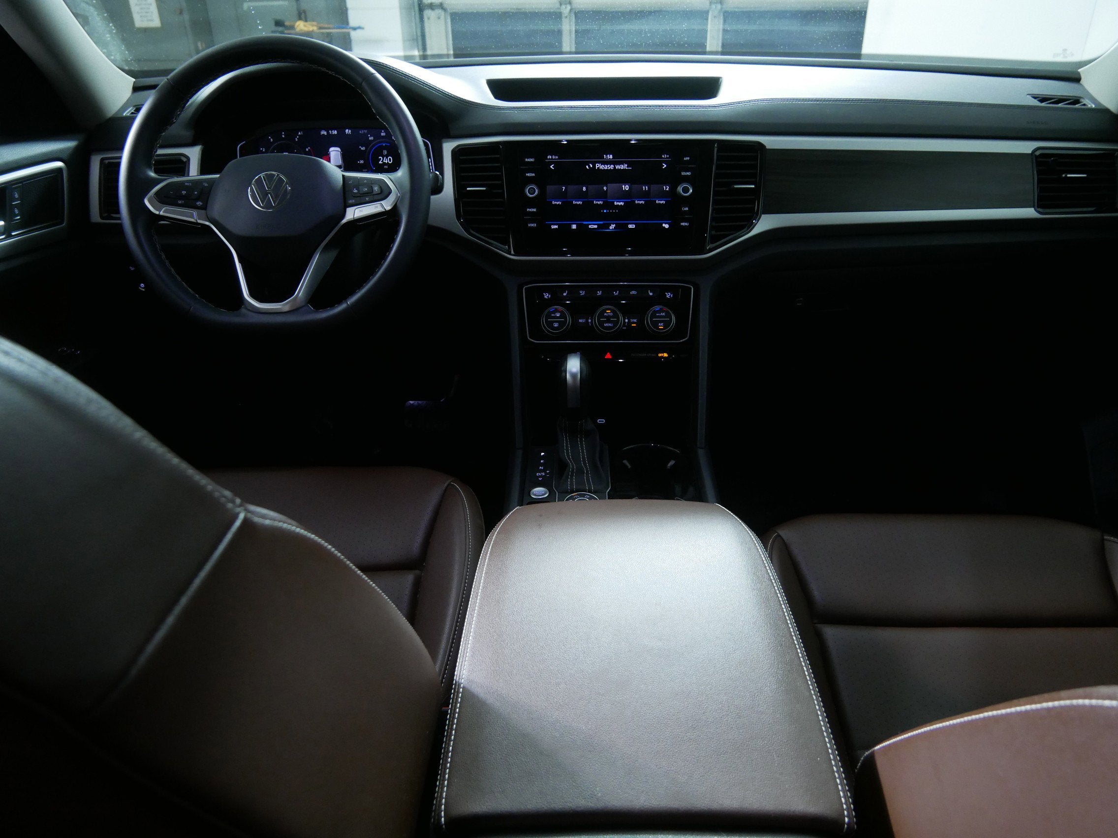 2022 Volkswagen Atlas 3.6L V6 SE w/Technology