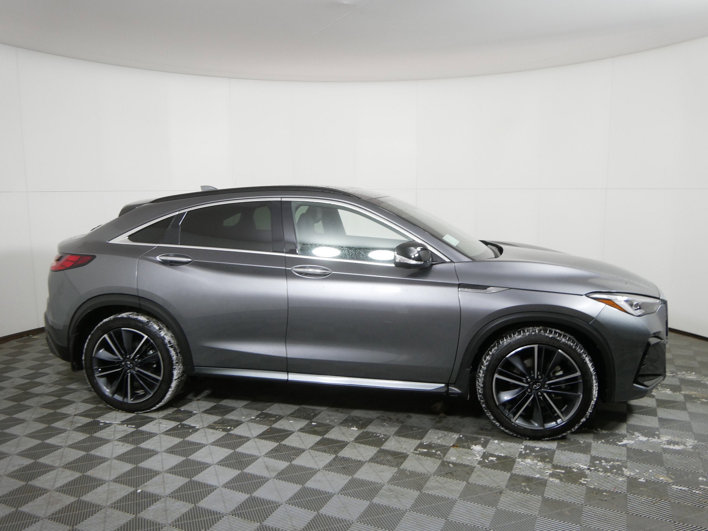 2025 INFINITI QX55 ESSENTIAL