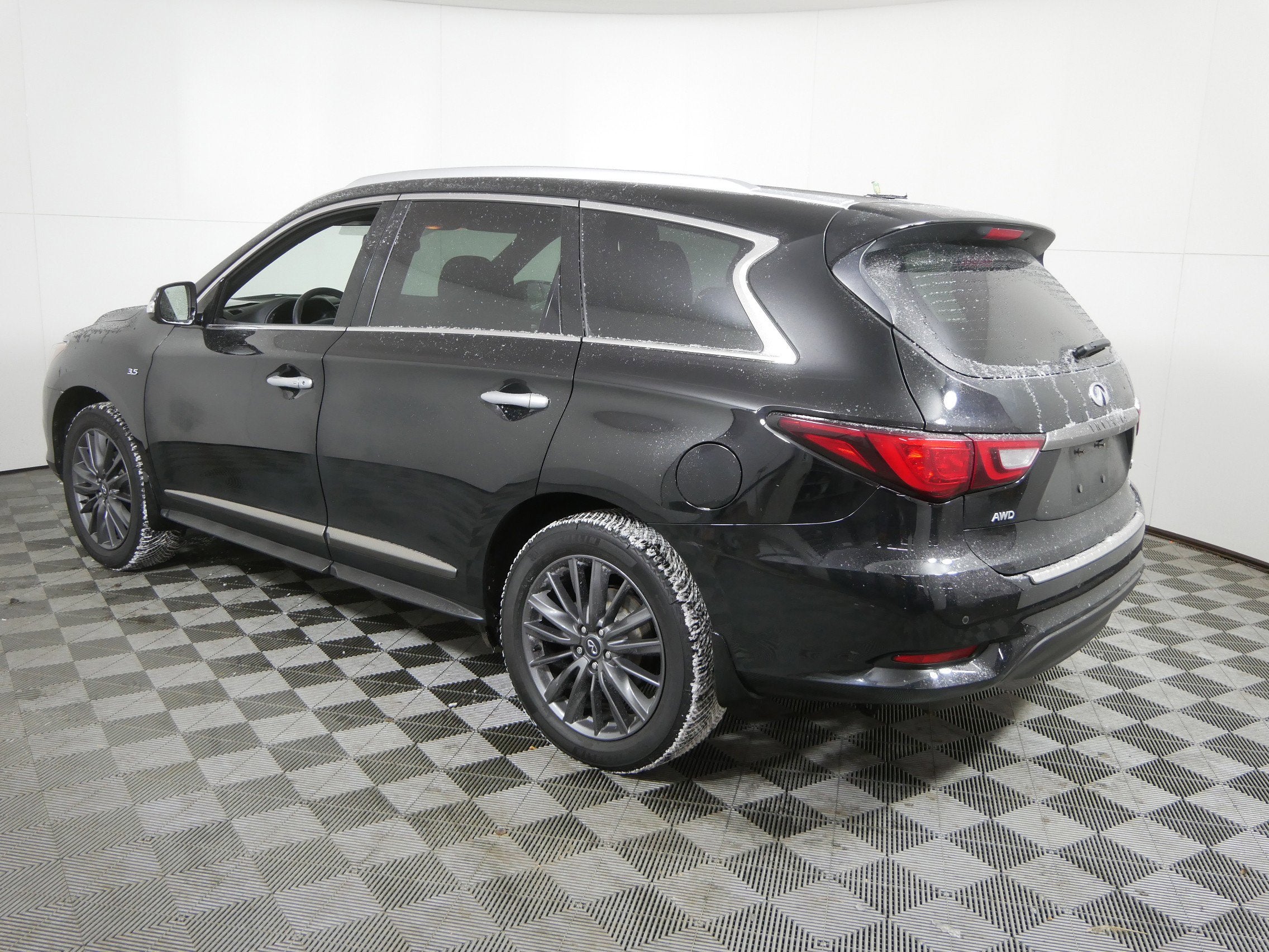 2020 INFINITI QX60 LUXE