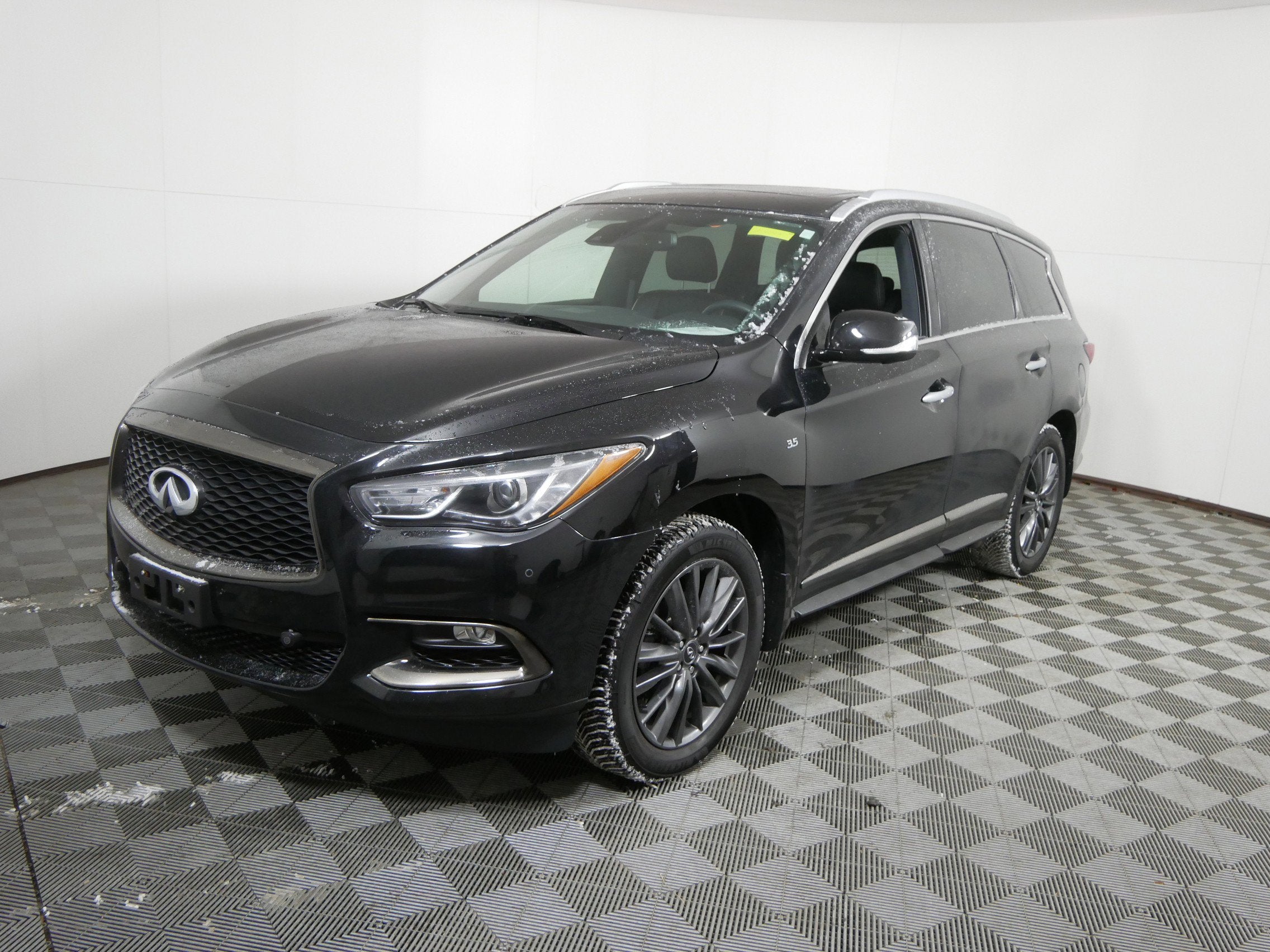2020 INFINITI QX60 LUXE