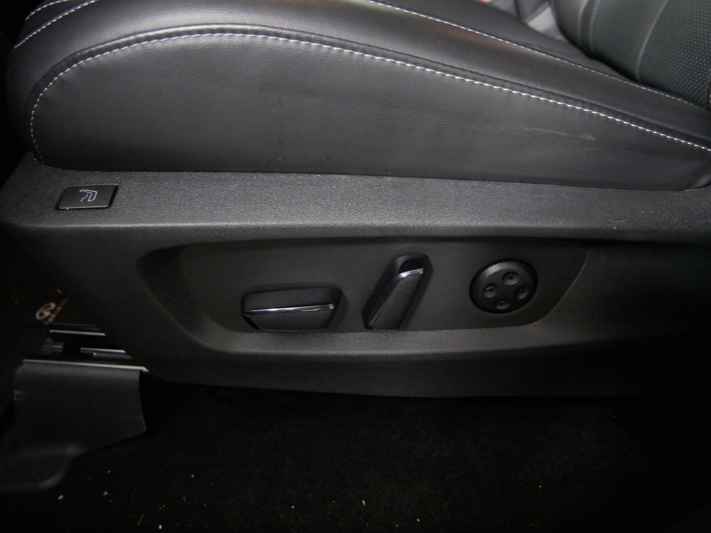 2024 INFINITI QX60 SENSORY