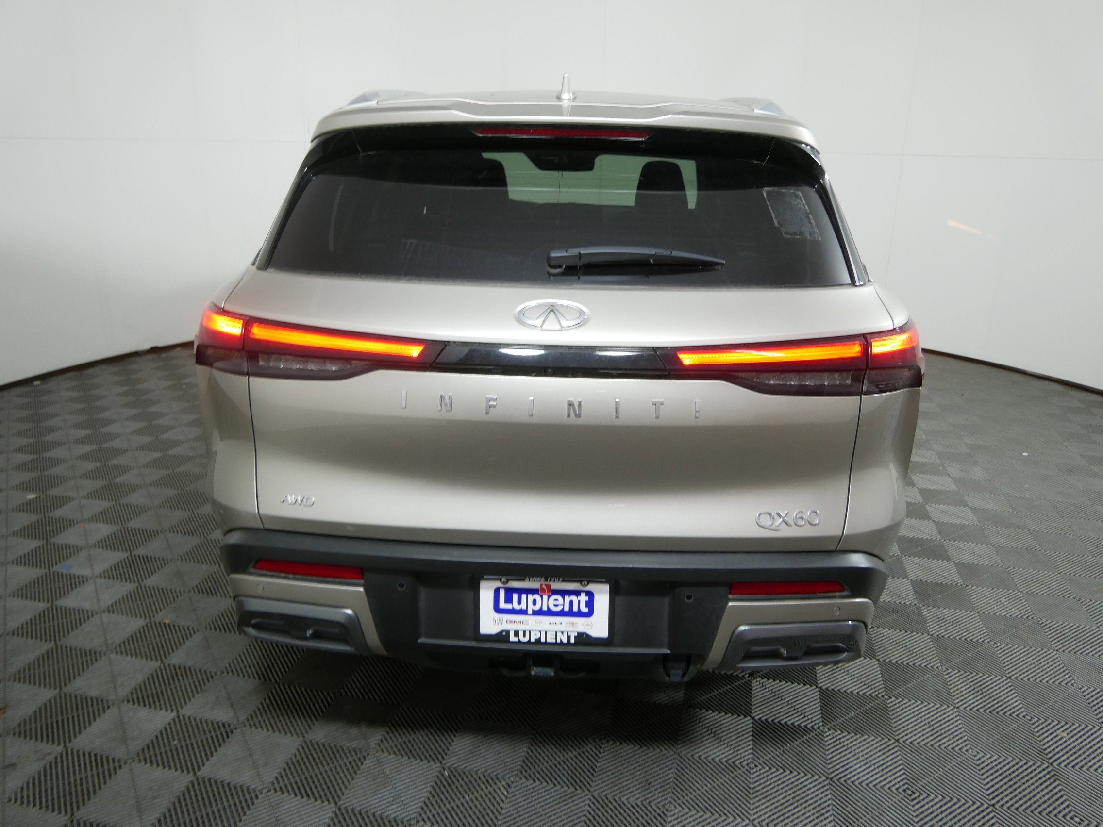 2024 INFINITI QX60 SENSORY