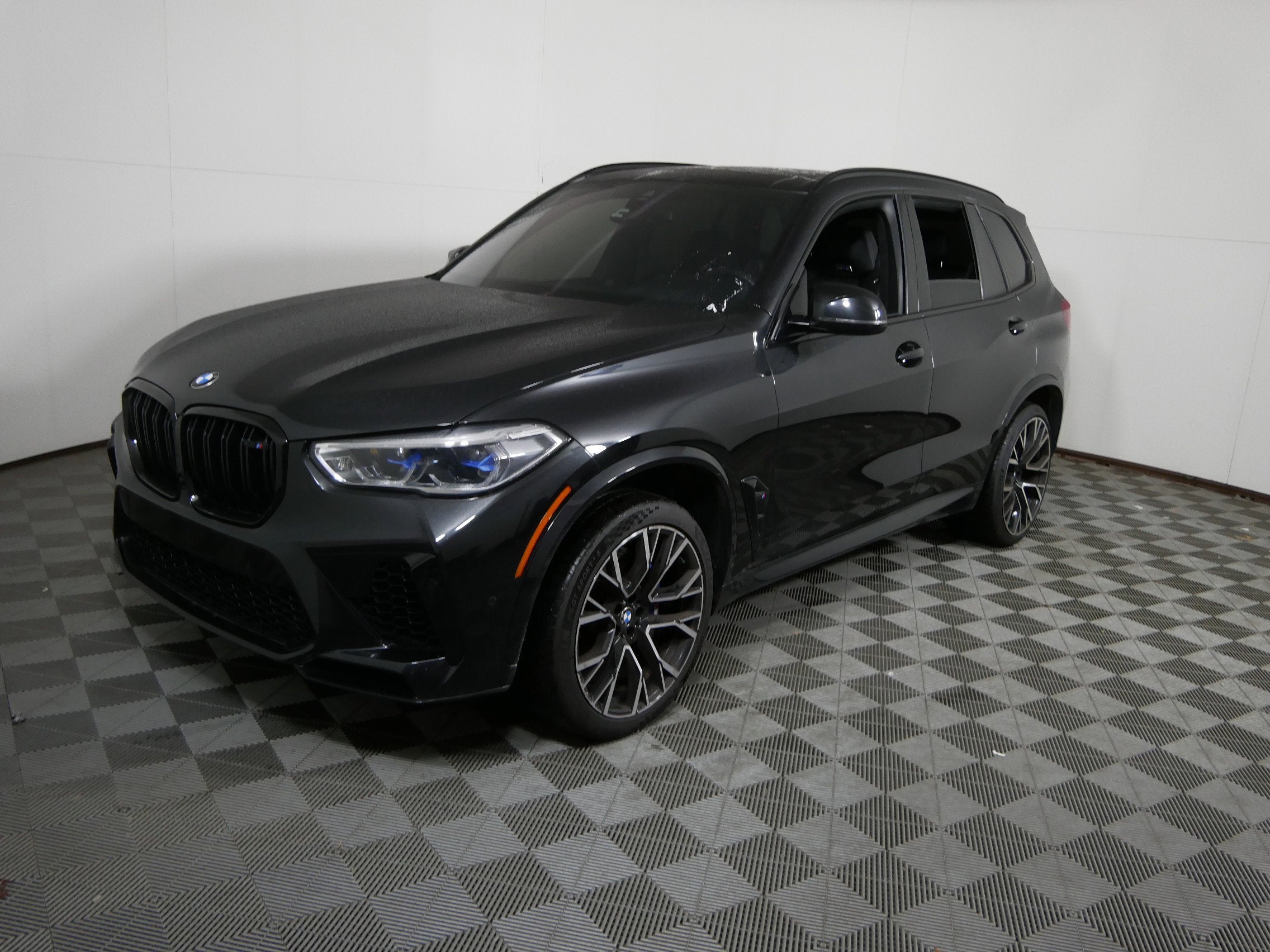 2022 BMW X5 M Competition