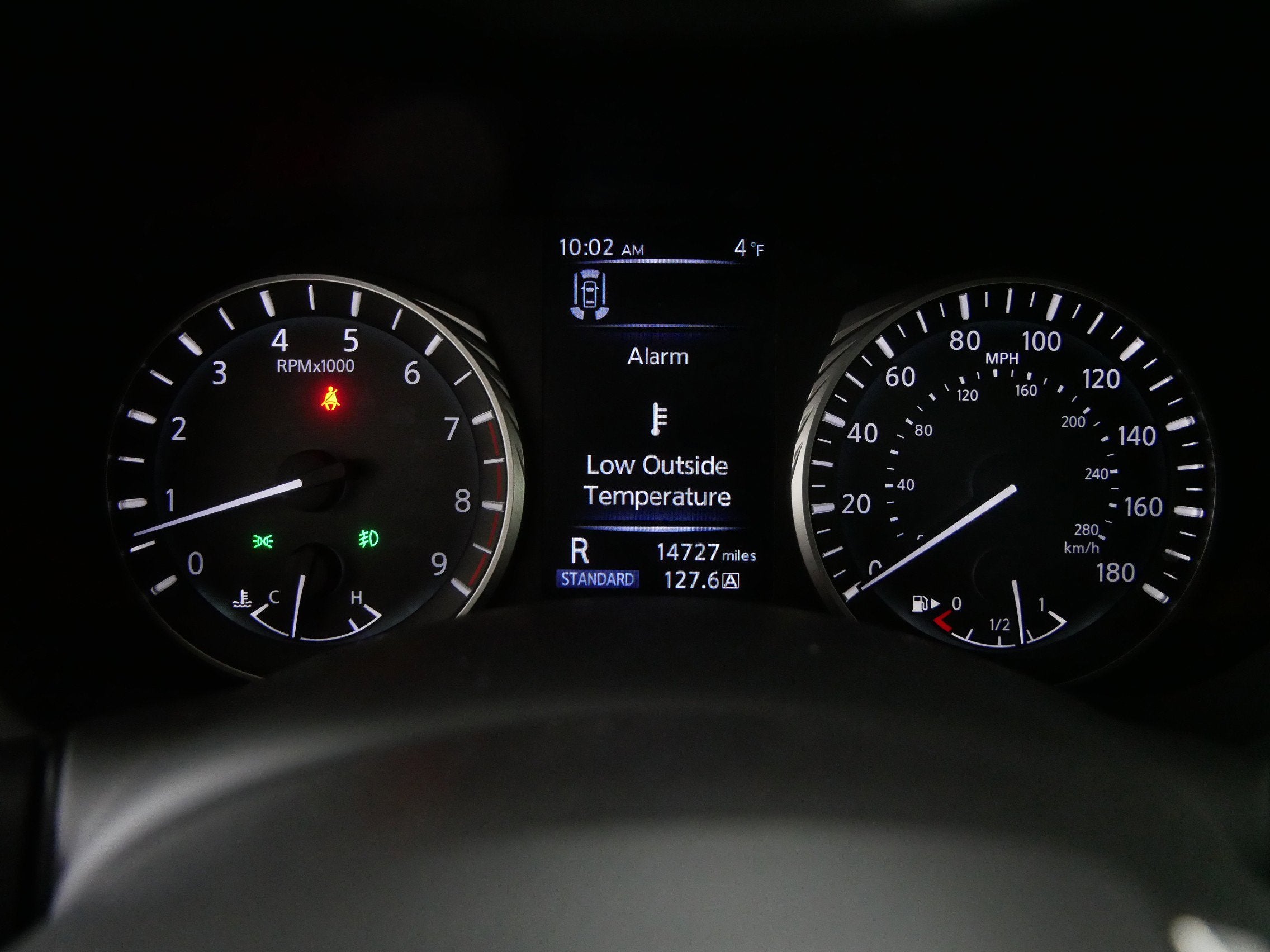 2022 INFINITI Q60 LUXE