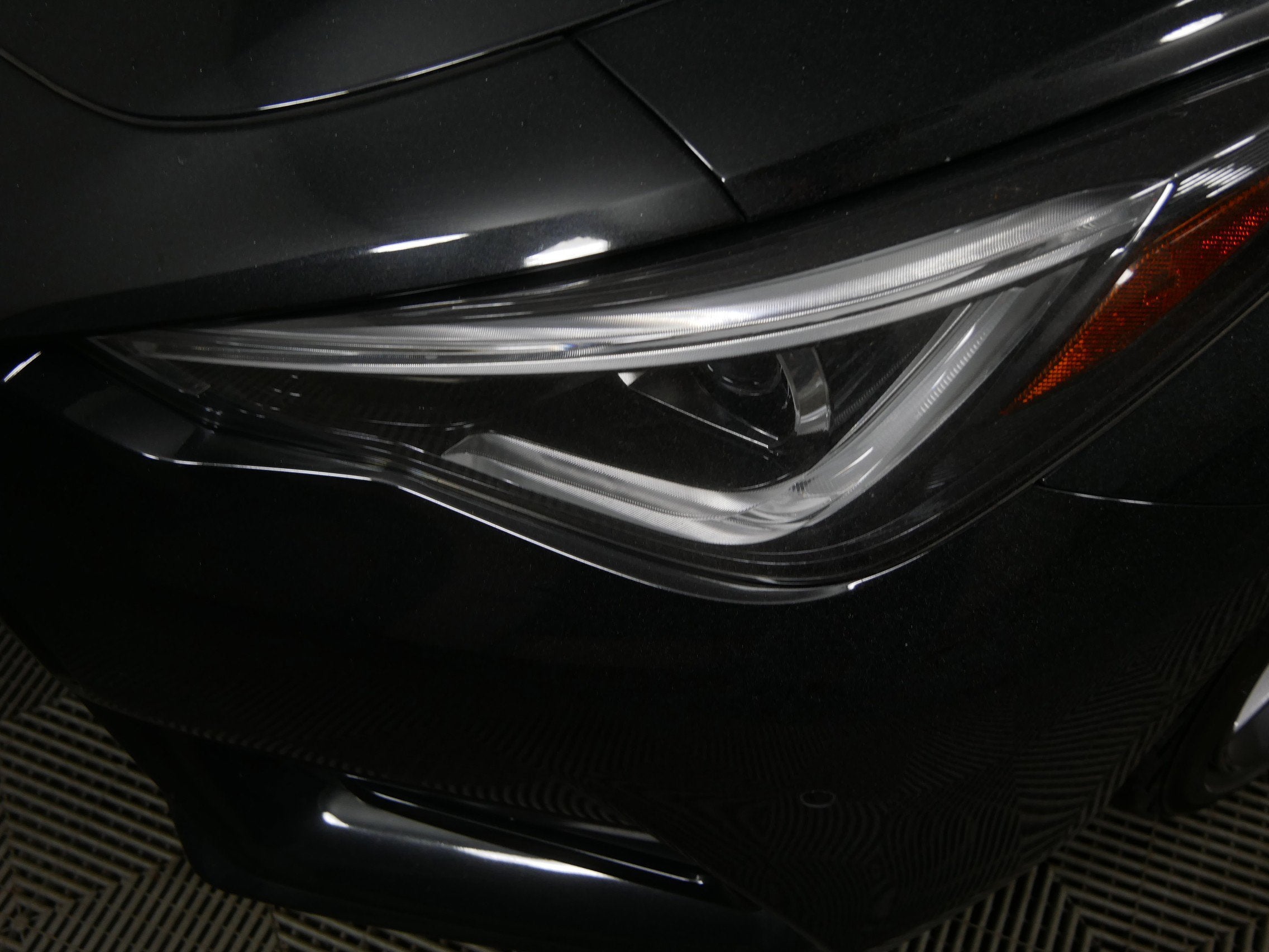 2022 INFINITI Q60 RED SPORT 400