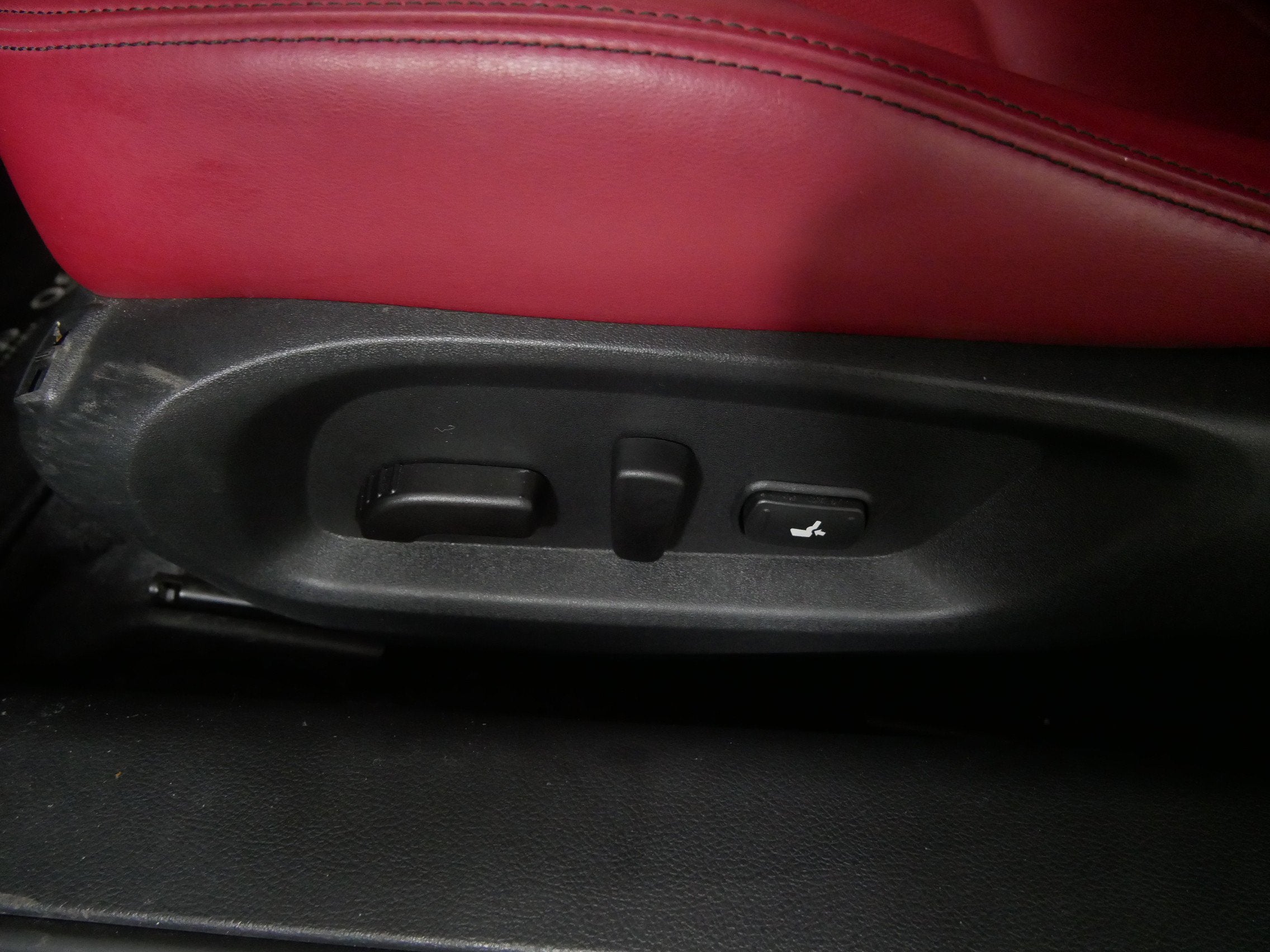 2022 INFINITI Q60 RED SPORT 400