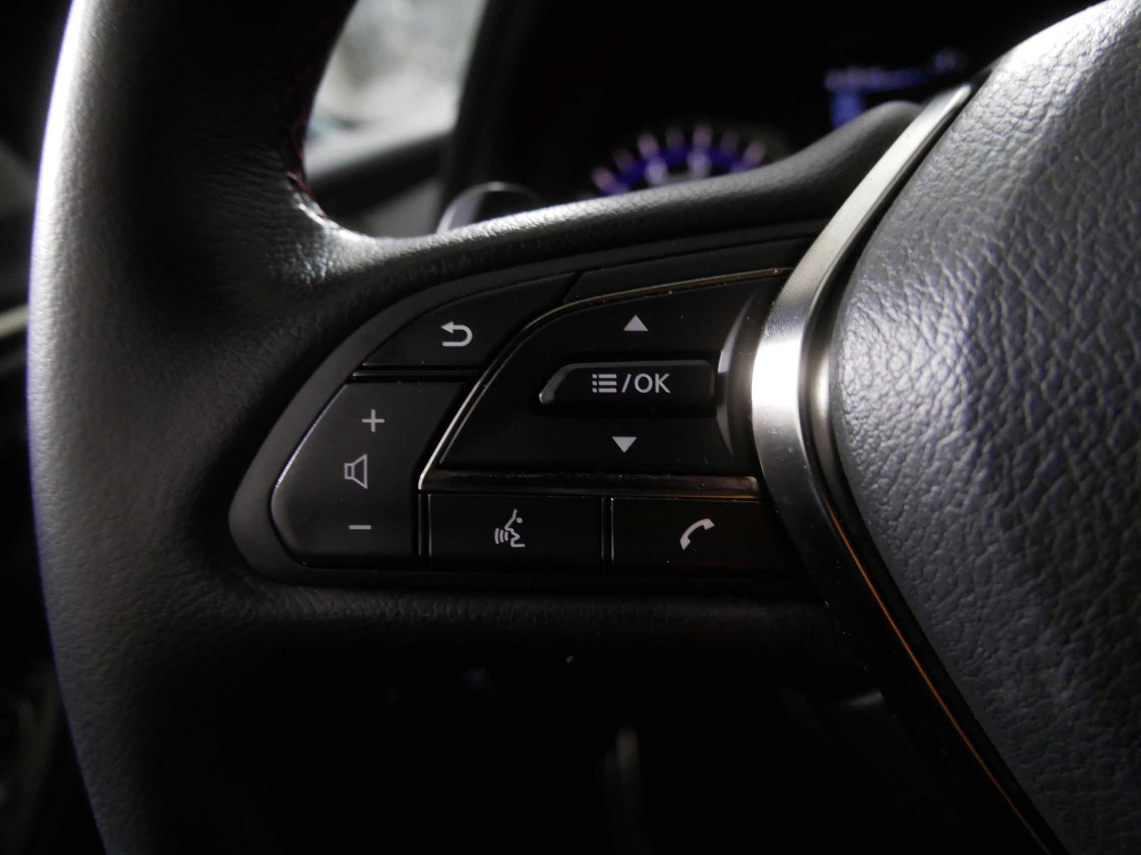 2022 INFINITI Q60 RED SPORT 400