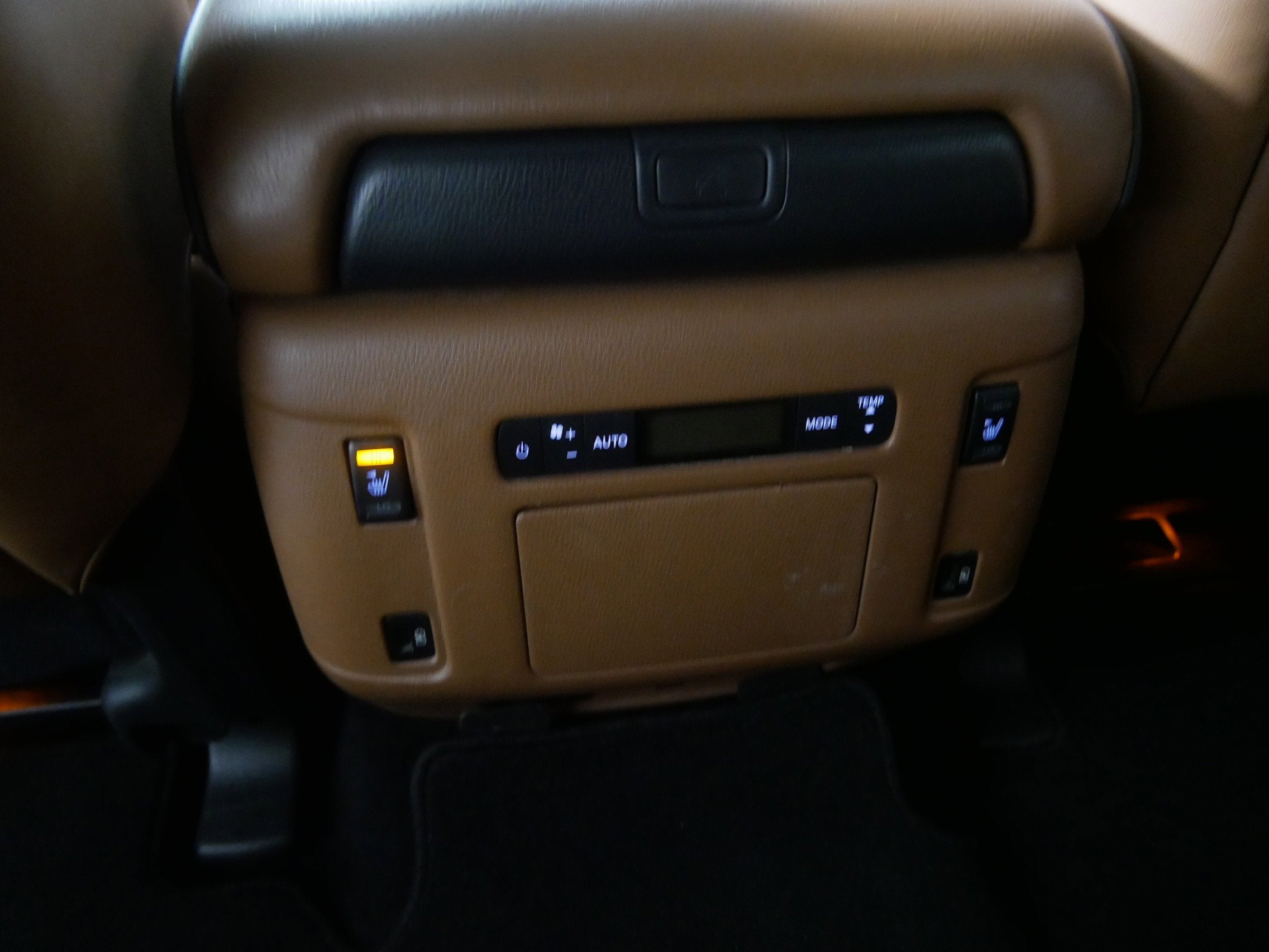 2023 INFINITI QX80 LUXE