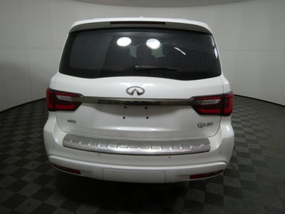 2023 INFINITI QX80 LUXE