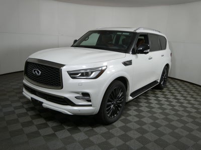 2023 INFINITI QX80 LUXE