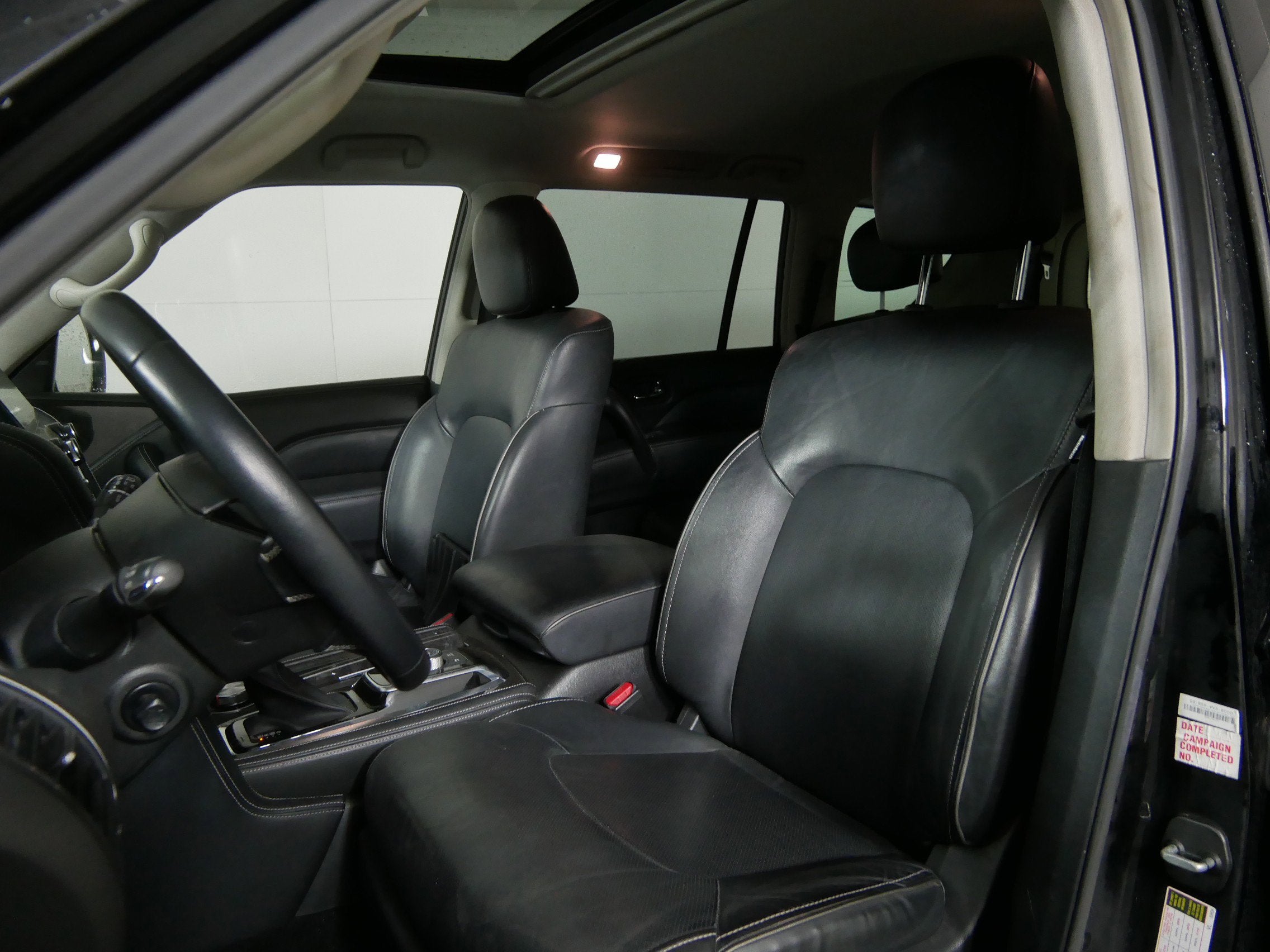 2022 INFINITI QX80 LUXE