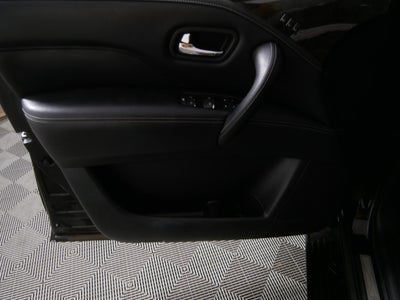 2022 INFINITI QX80 LUXE