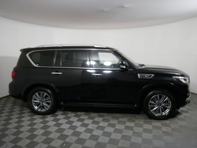 2022 INFINITI QX80 LUXE