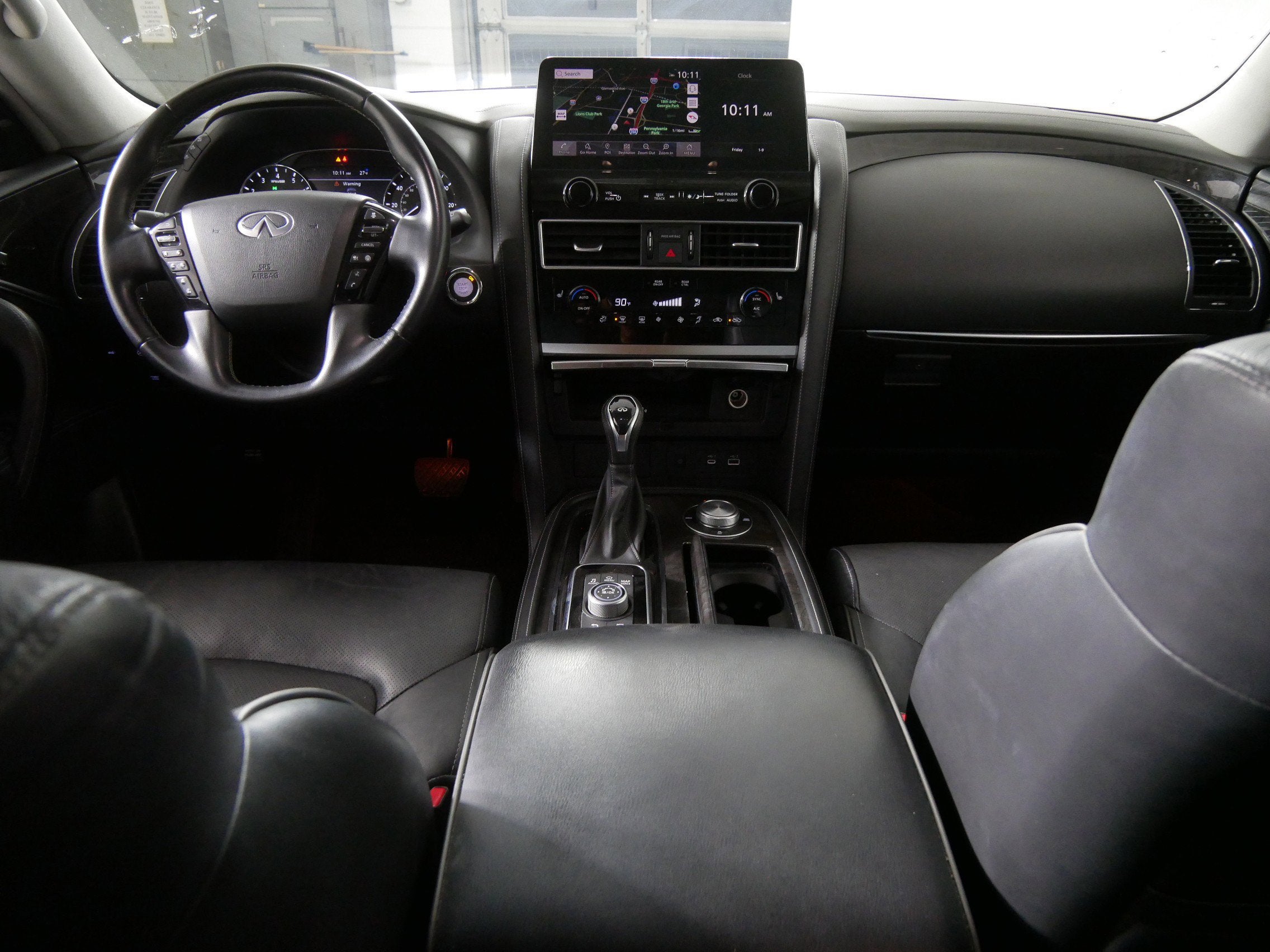 2022 INFINITI QX80 LUXE