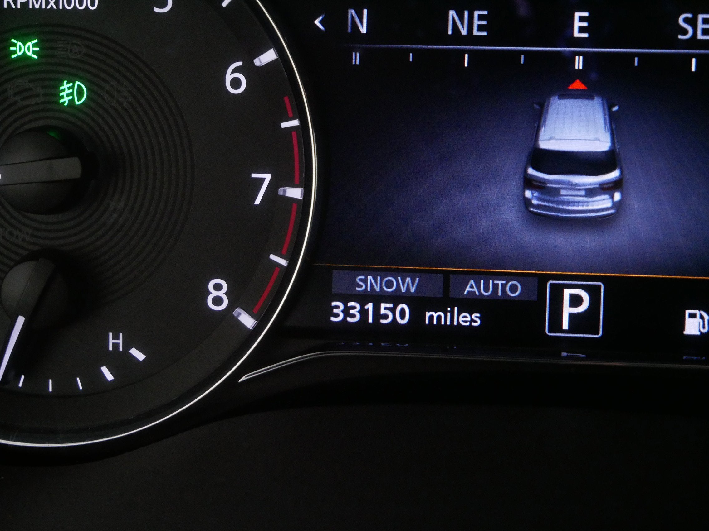 2022 INFINITI QX80 LUXE