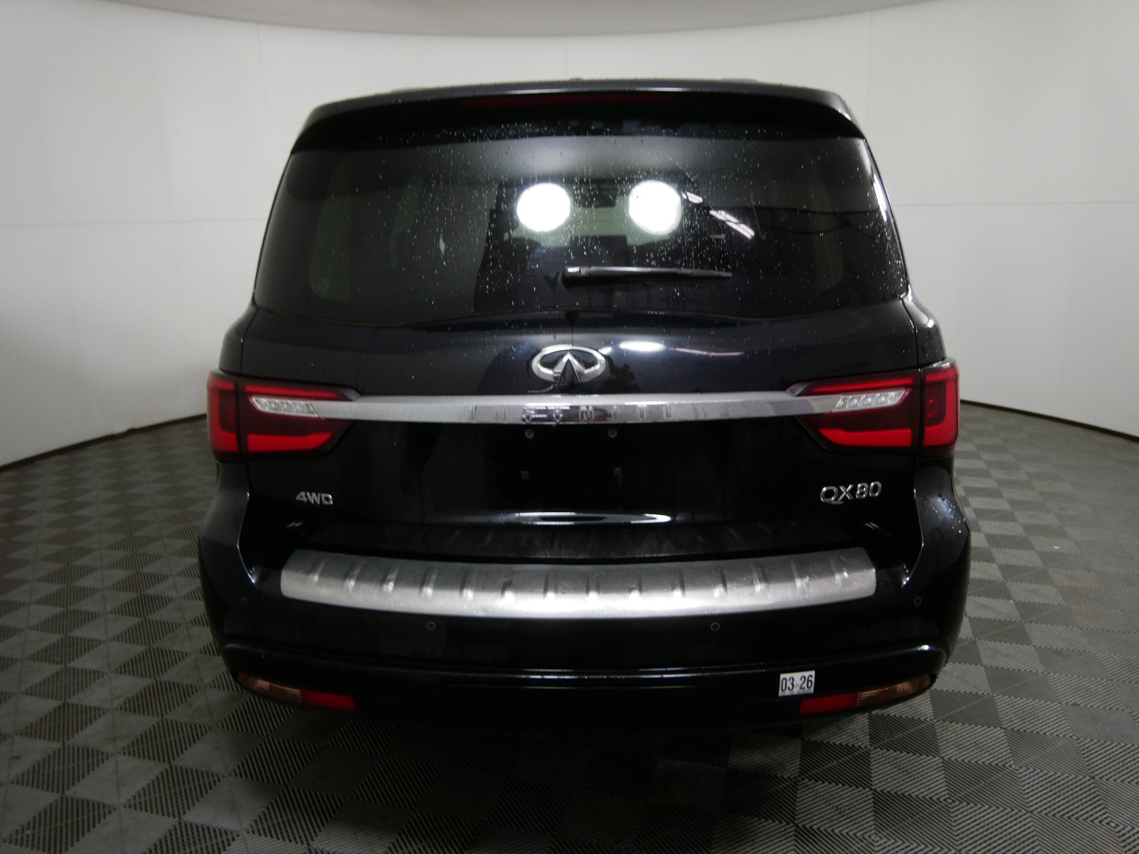 2022 INFINITI QX80 LUXE