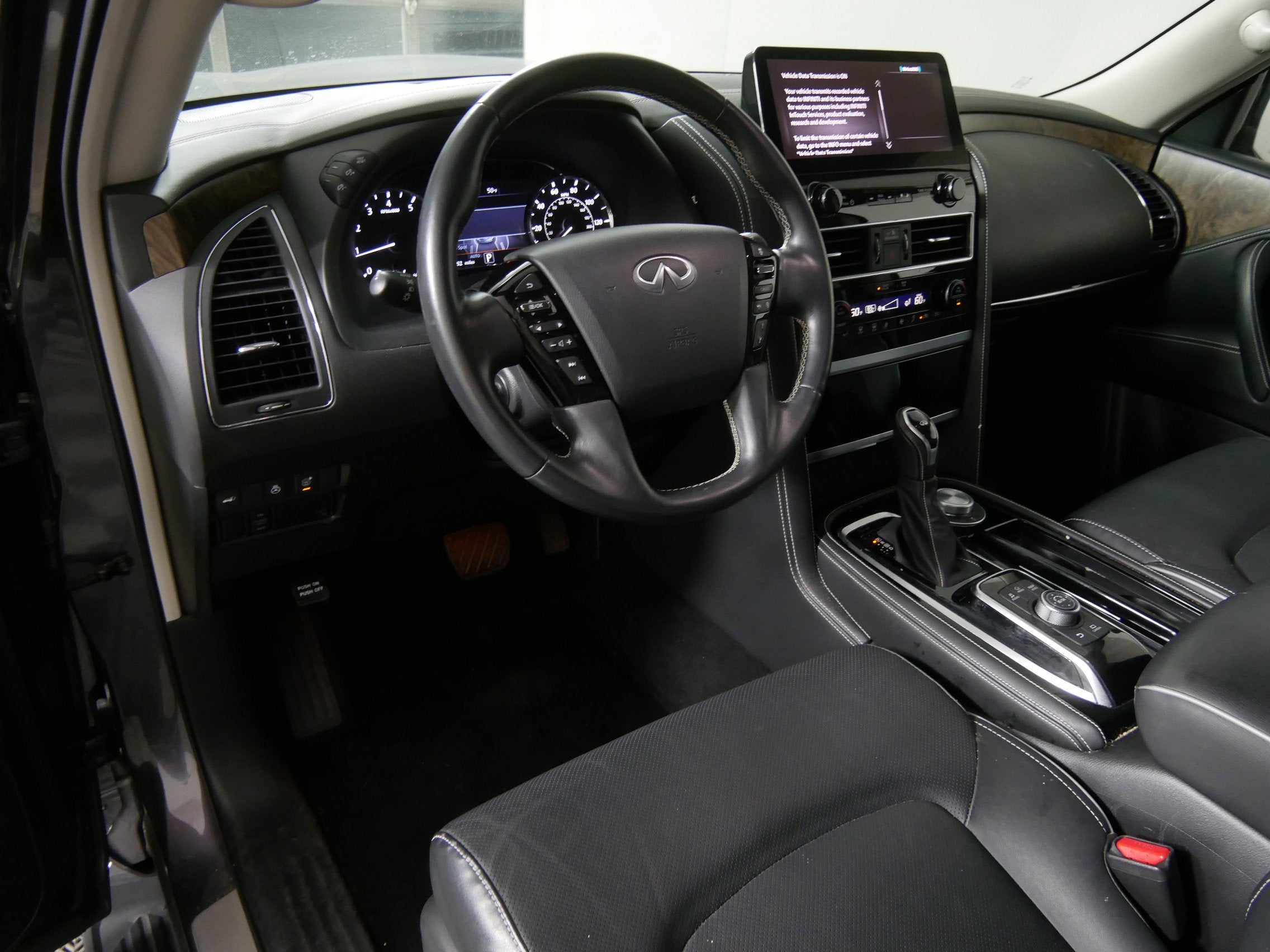 2024 INFINITI QX80 PREMIUM SELECT