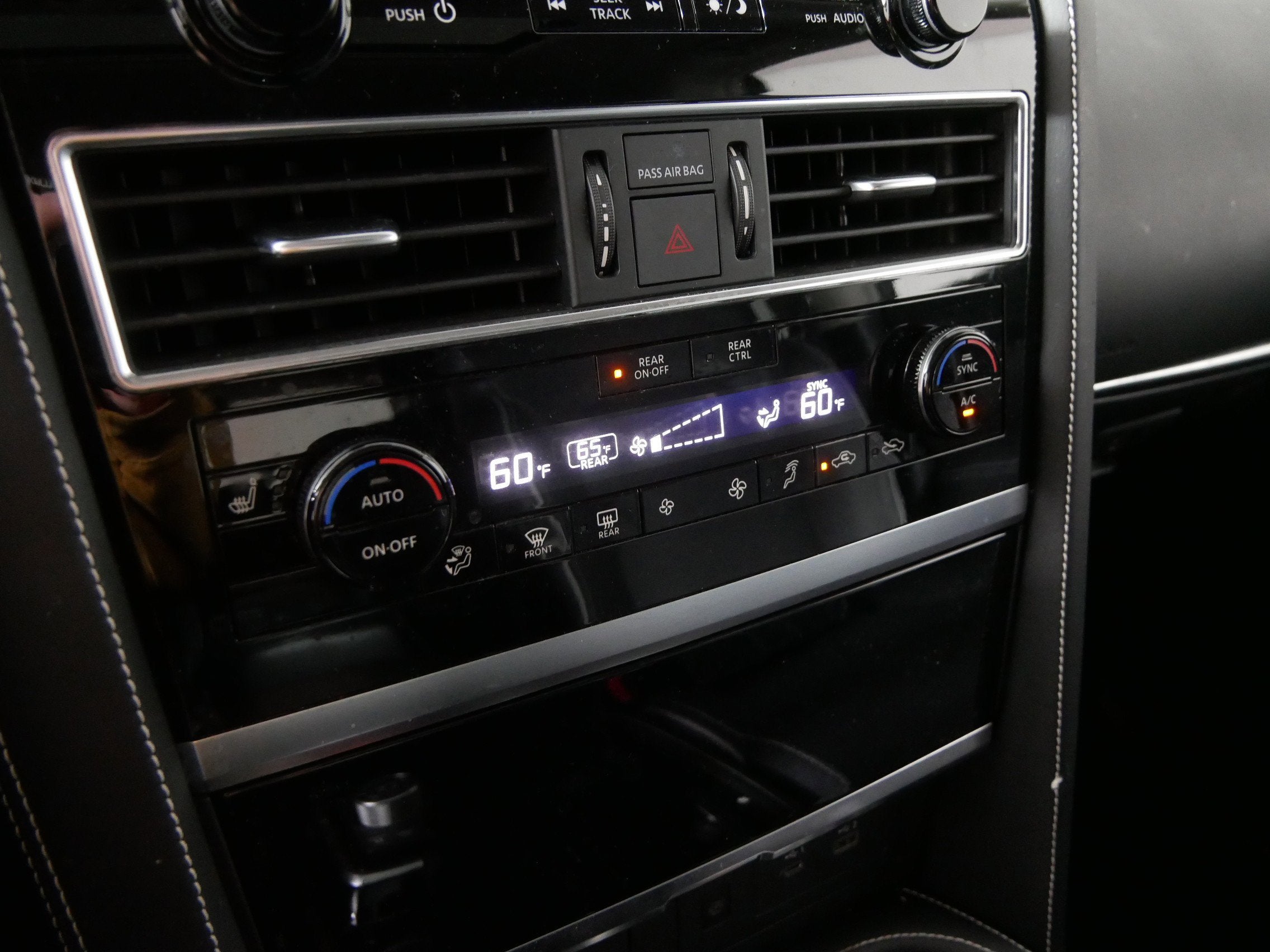 2024 INFINITI QX80 PREMIUM SELECT