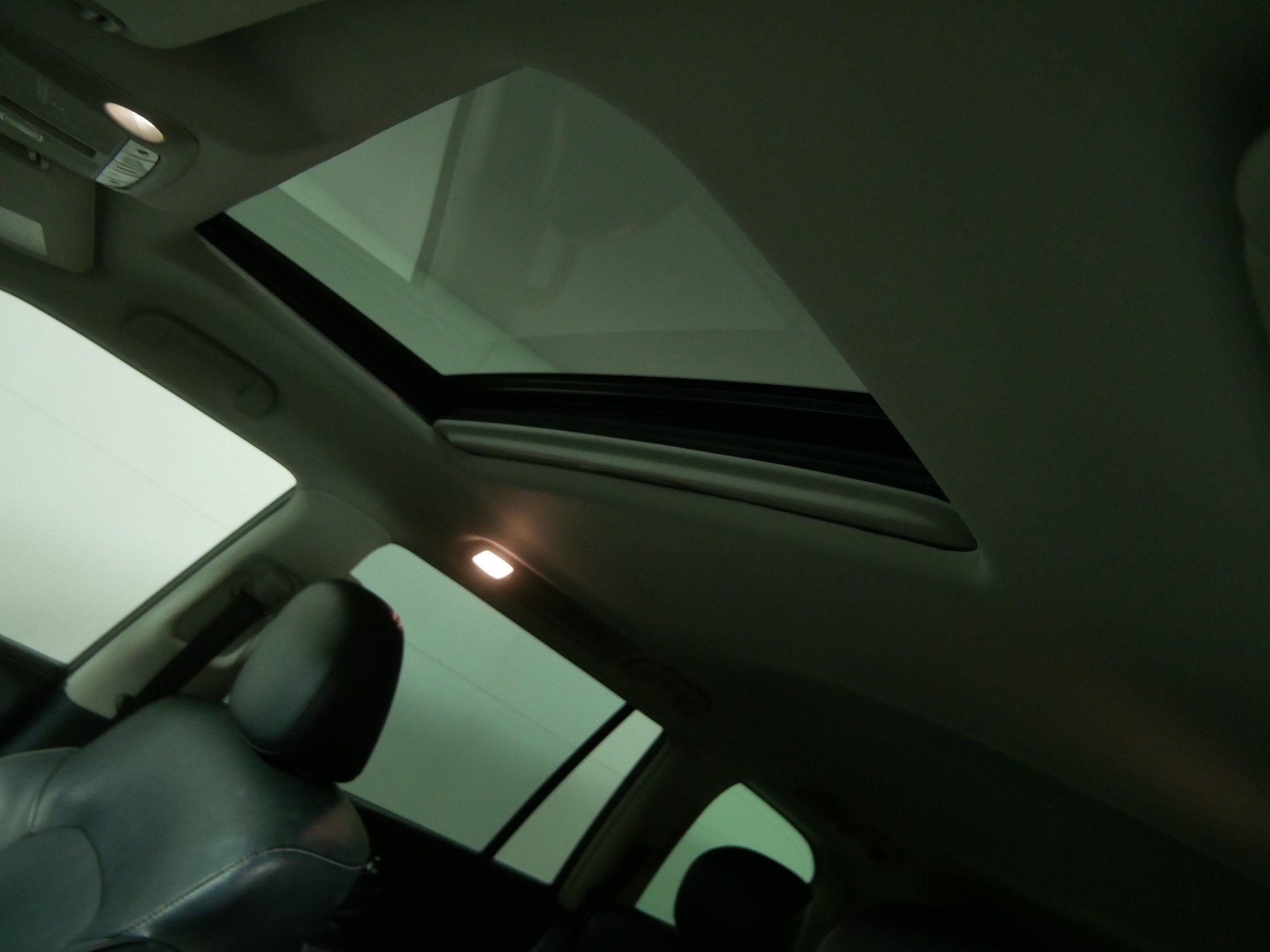 2022 INFINITI QX80 LUXE