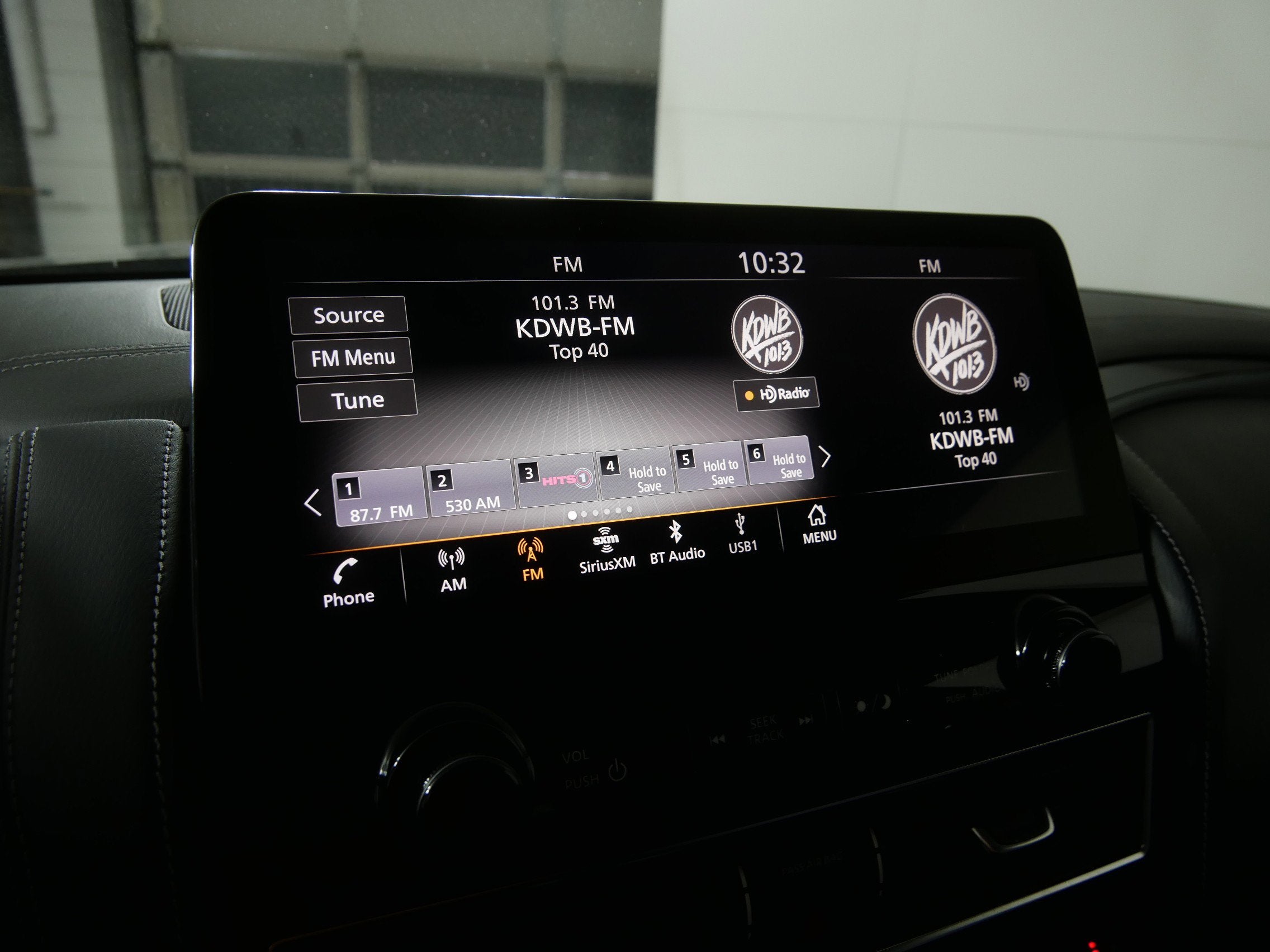 2022 INFINITI QX80 LUXE