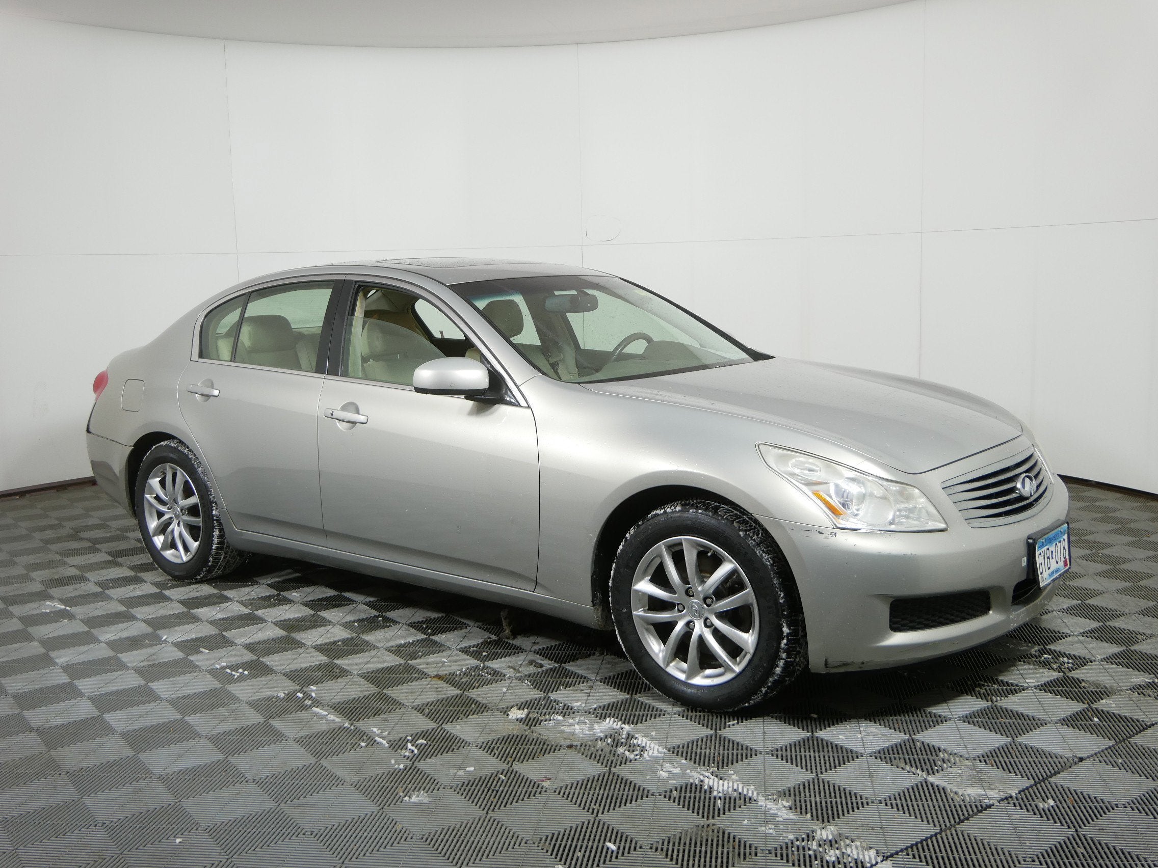 2008 INFINITI G35 Sedan x