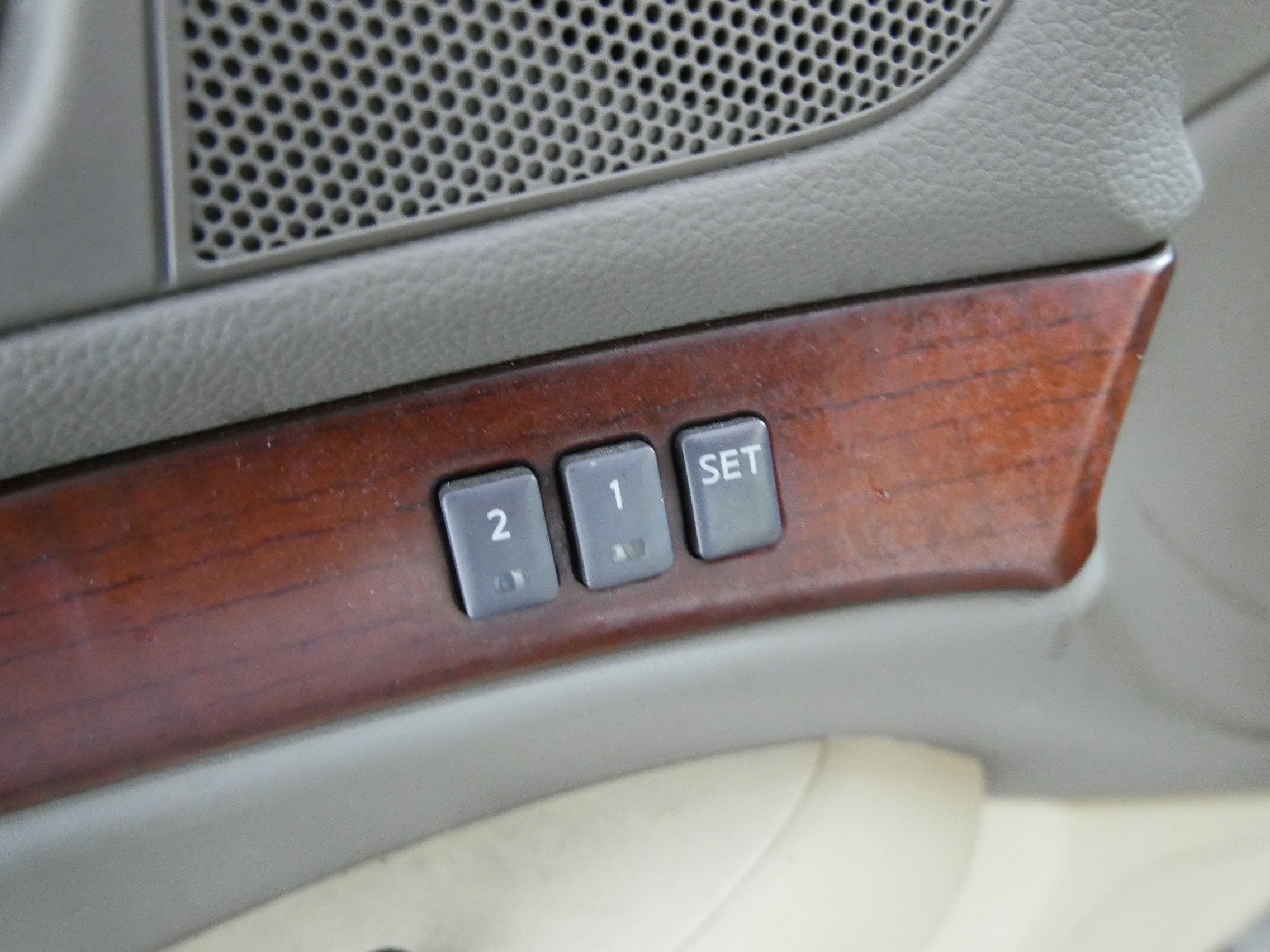 2008 INFINITI G35 Sedan x