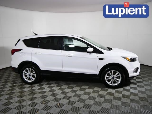 Used 2019 Ford Escape SE with VIN 1FMCU9GD0KUA35403 for sale in Minneapolis, Minnesota