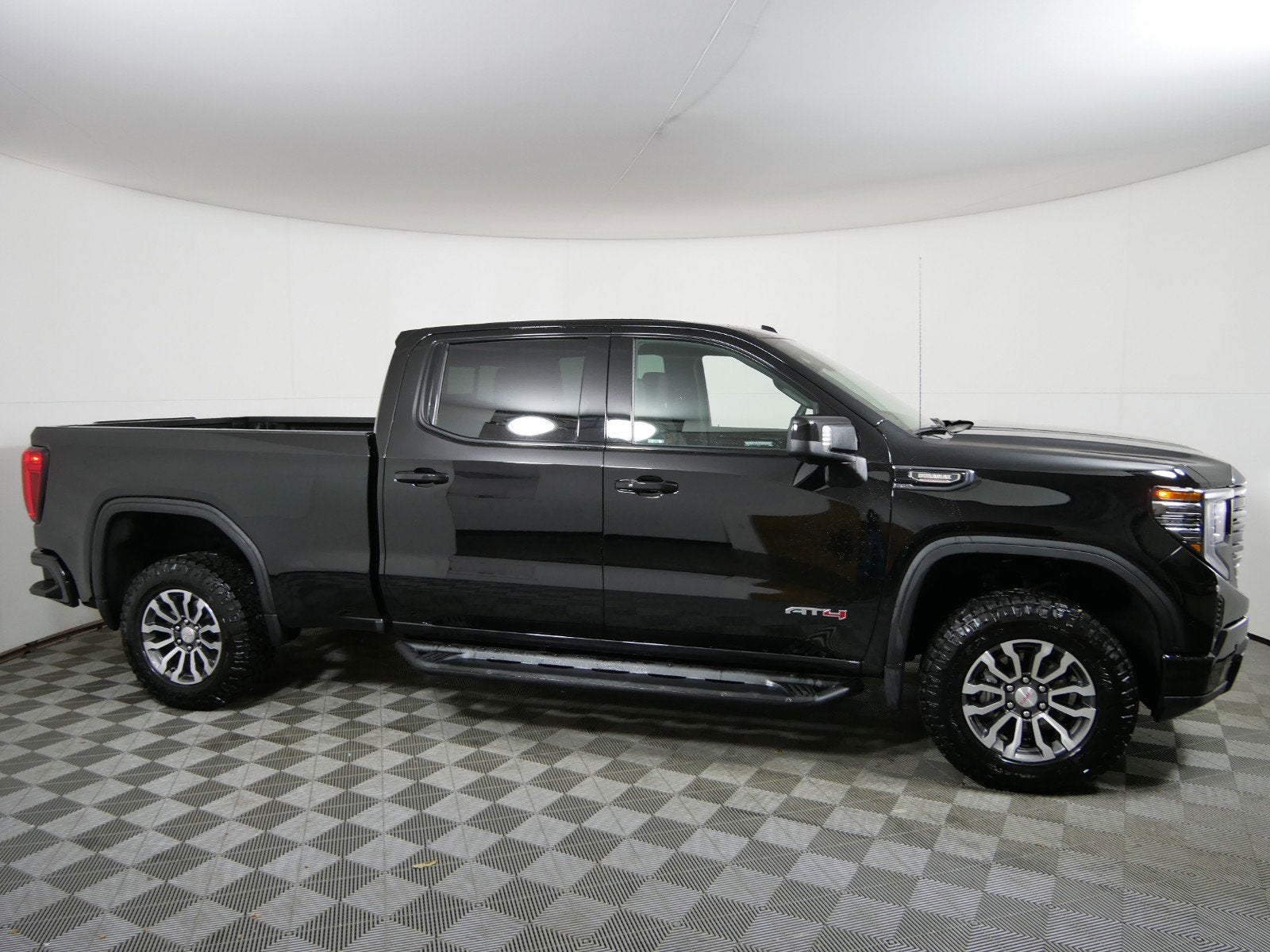 Used 2023 GMC Sierra 1500 AT4 with VIN 1GTUUEE80PZ151007 for sale in Minneapolis, Minnesota
