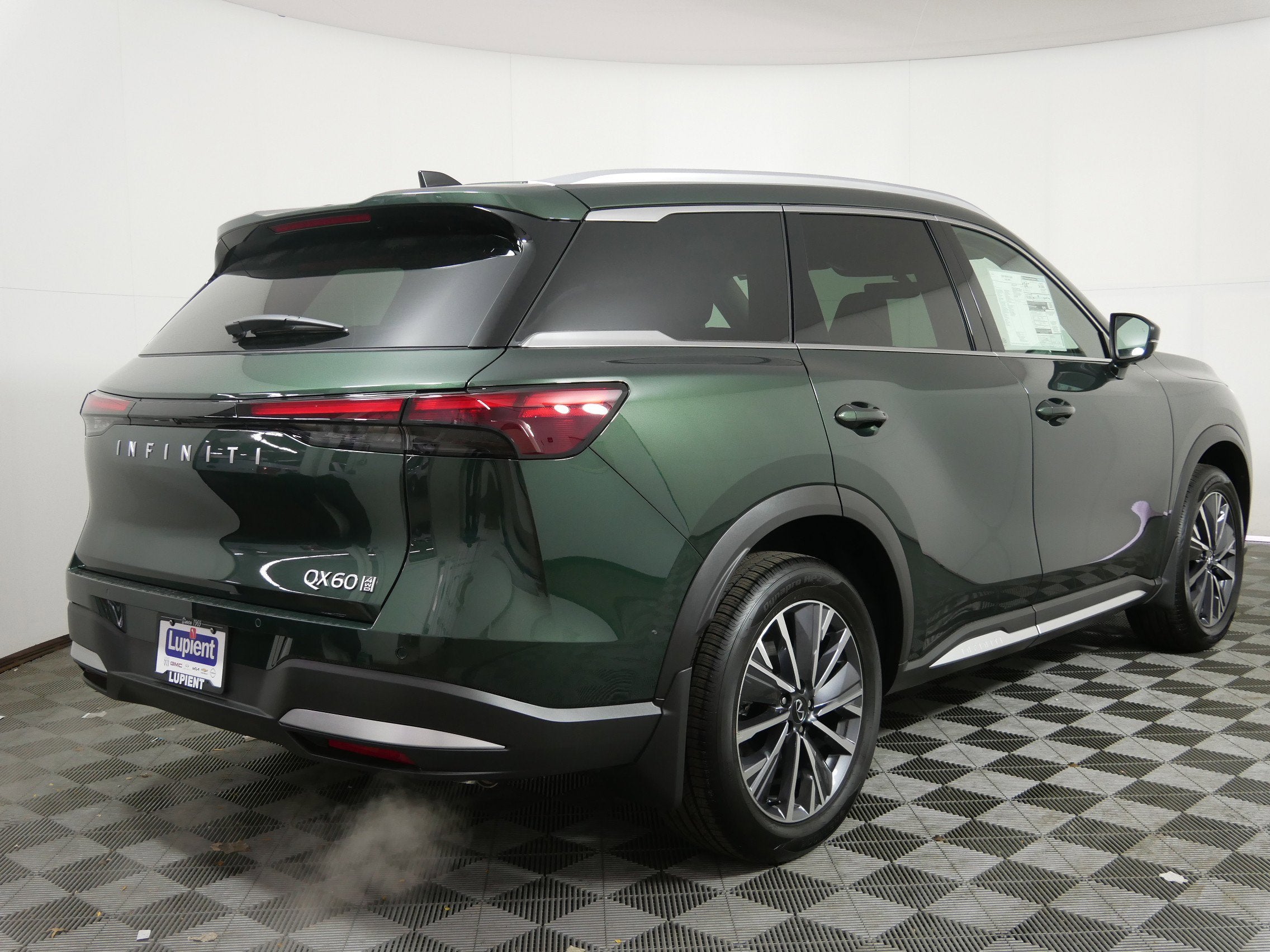 2026 INFINITI QX60 LUXE