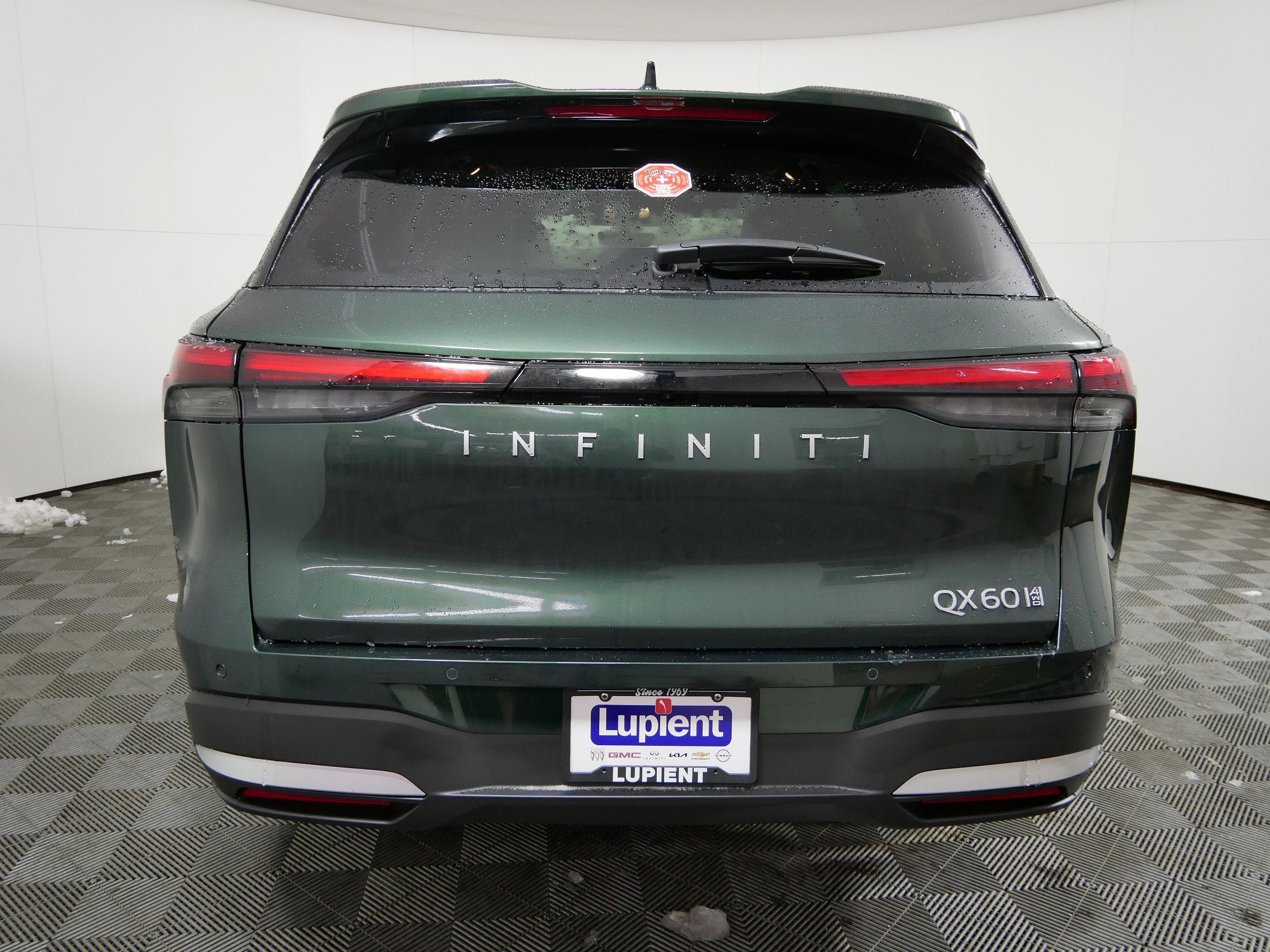 2026 INFINITI QX60 LUXE