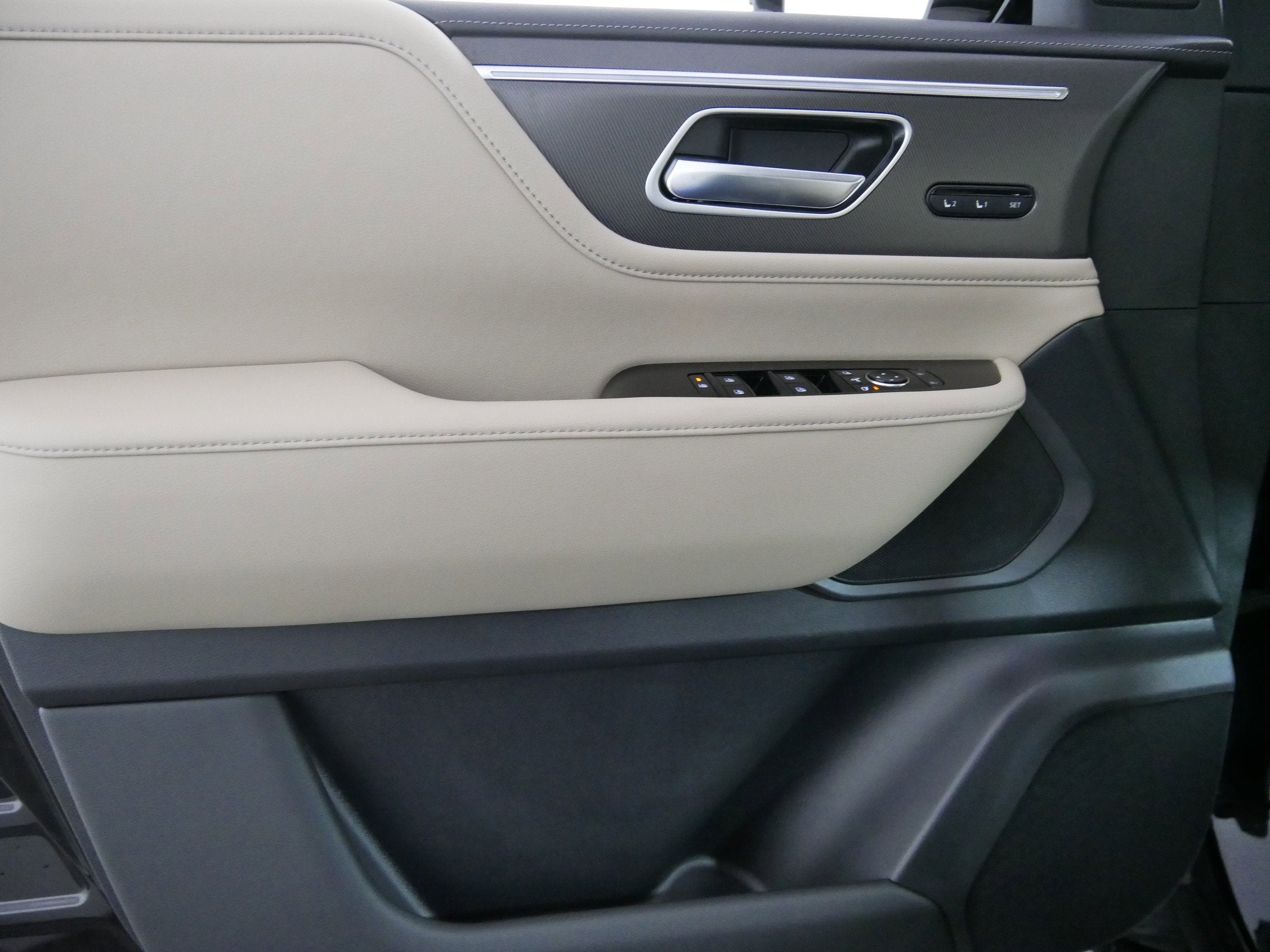 2026 INFINITI QX80 PURE