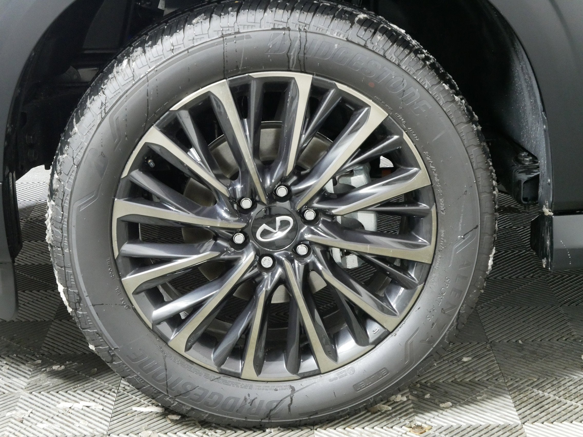 2025 INFINITI QX80 AUTOGRAPH