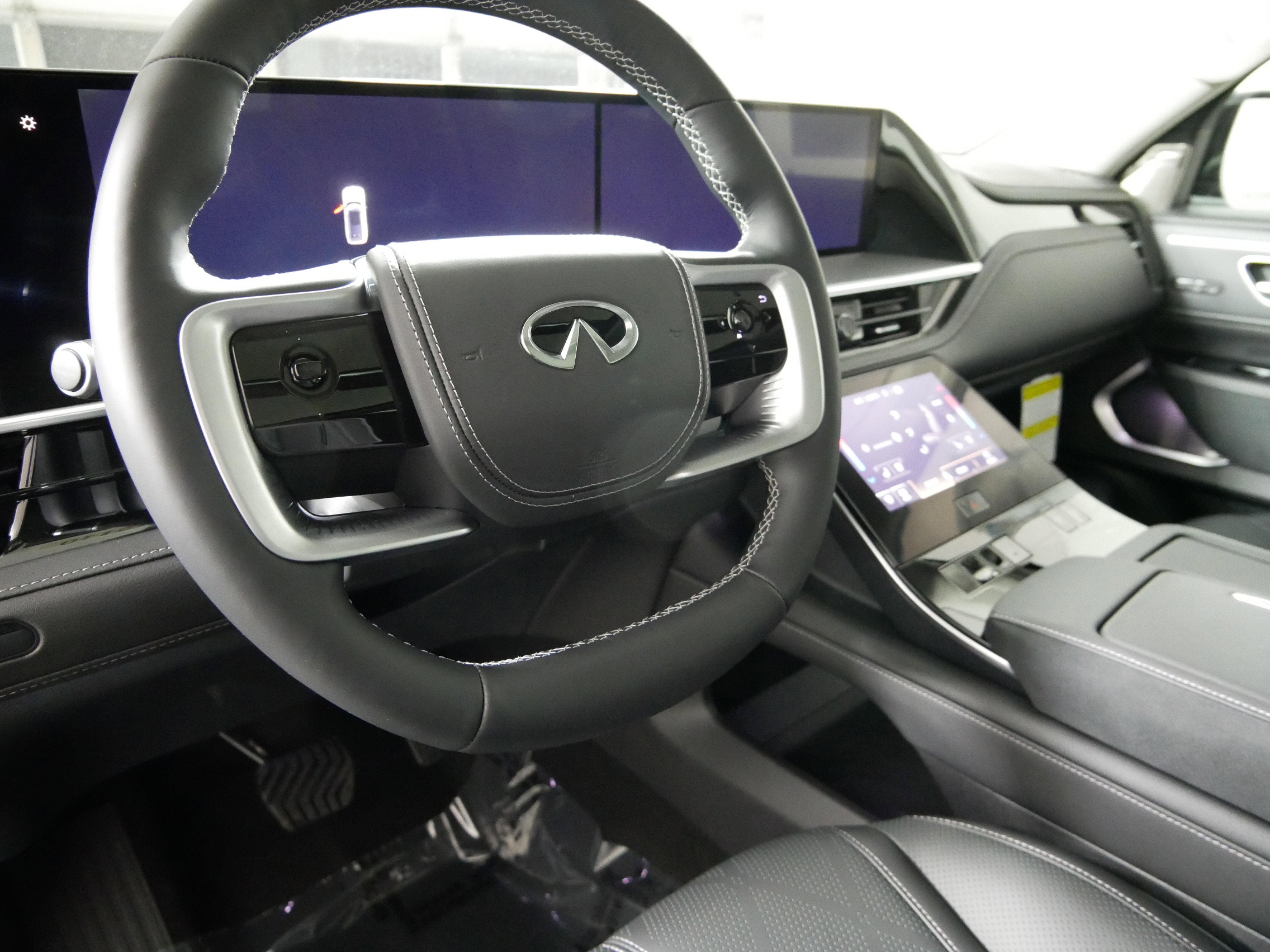 2025 INFINITI QX80 SENSORY