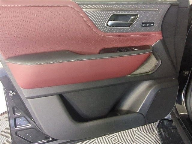 2025 INFINITI QX80 AUTOGRAPH